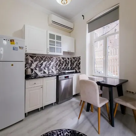 Taksim House