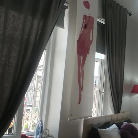 Taksim House Hostel *
