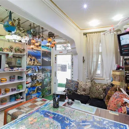 Taksim House אכסניה איסטמבול