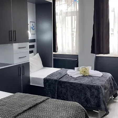 Хостел Taksim House *