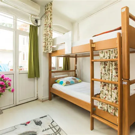 Hostel Taksim House *