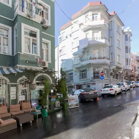 Hostel Taksim House *